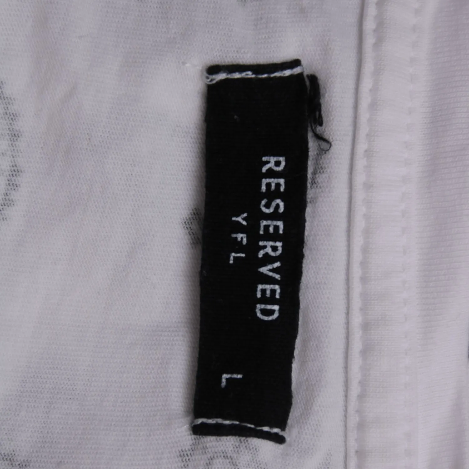 топ Reserved